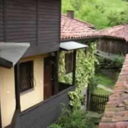 Hotel Cenera فندق 2*