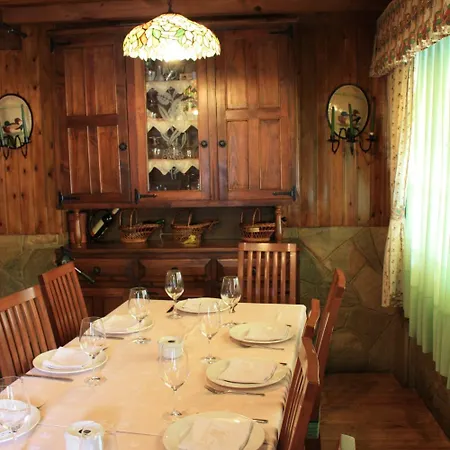 فندق Hotel Cenera 2*