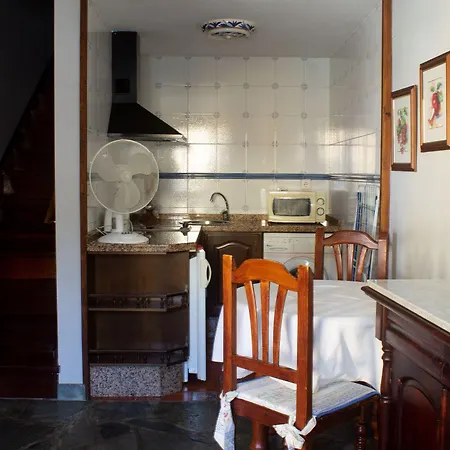 Alojamientos Cenera Hotel