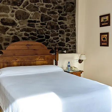 Hotel Alojamientos Cenera Cenera