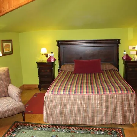 Hotel Cenera فندق 2*